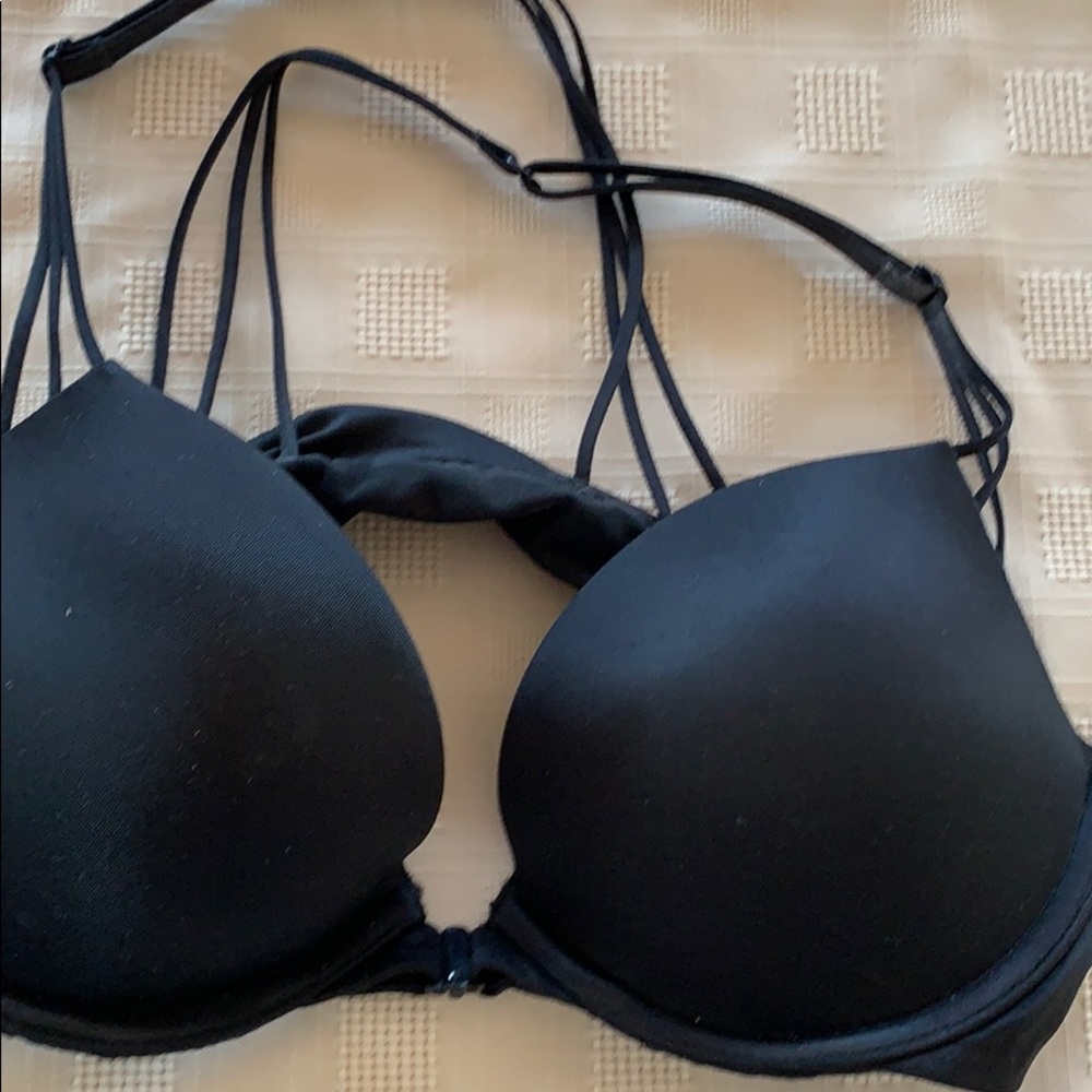 Black padded bra